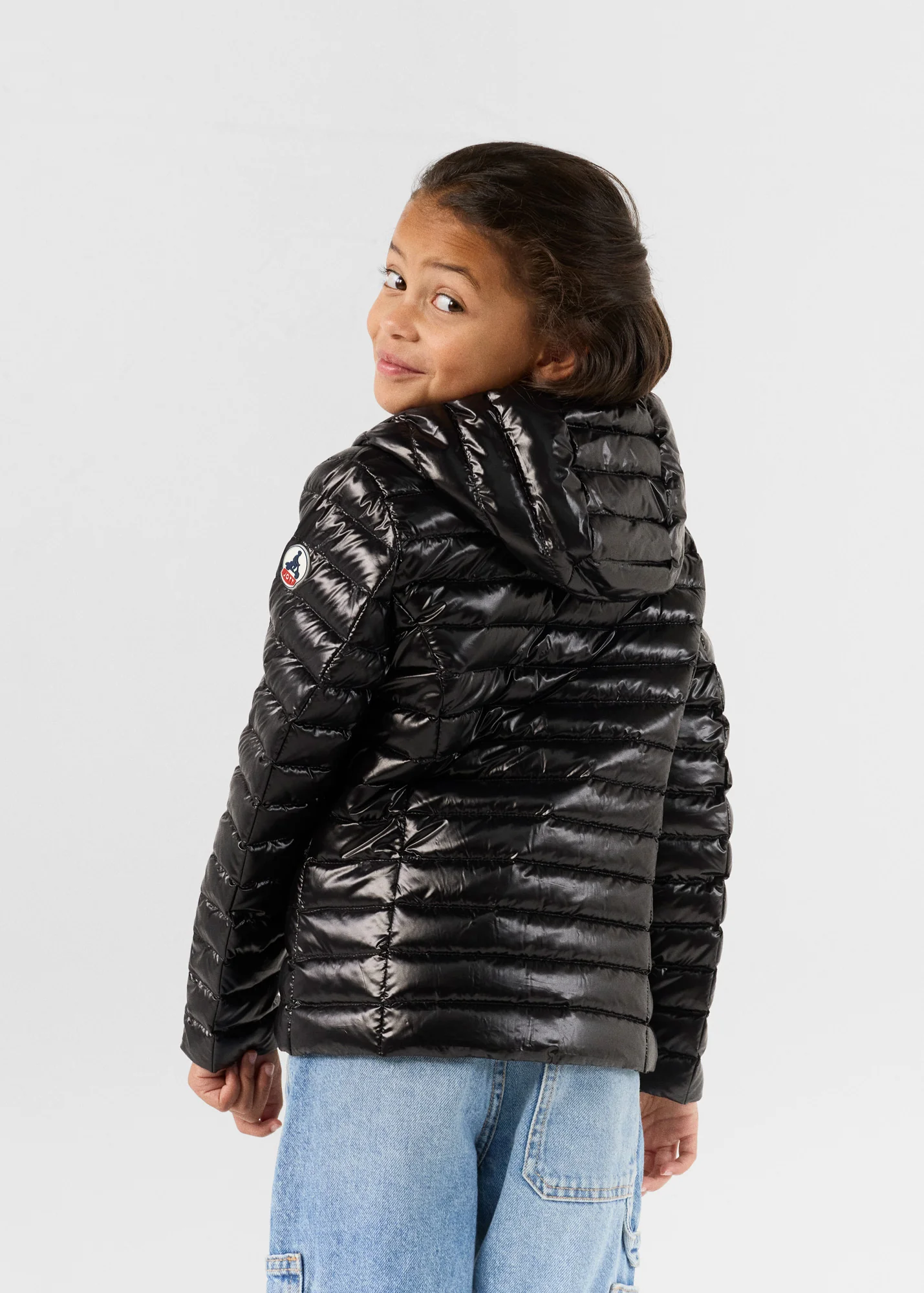 Doudoune légère à capuche enfant Noir Carla shiny - Image 4